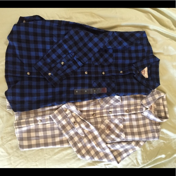 Ladies’ flannel long sleeves shirts - Picture 1 of 8